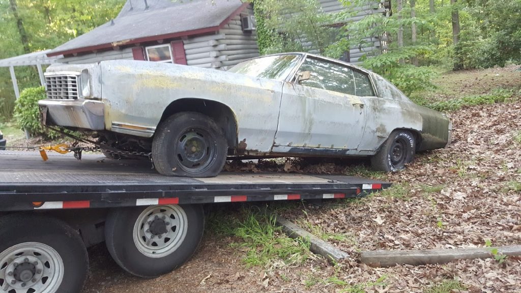 Who buys junk cars near me? We Come to You! Roscoe's Junk Cars